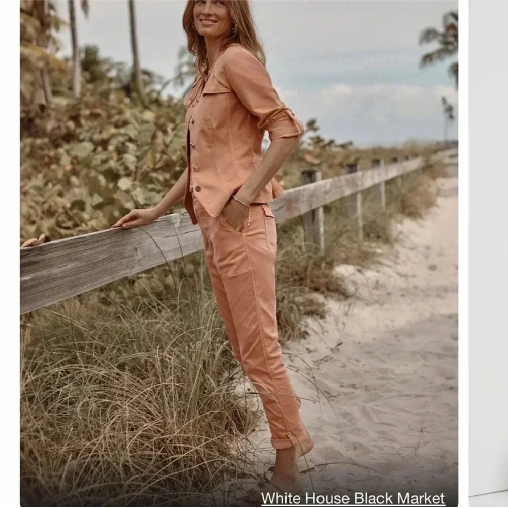 White House Black Market Straight Crop Women's Rust Cropped Pants